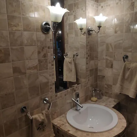 Apartment British Wood 'n Stone House Thessaloniki