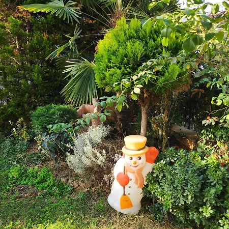 דירה British Wood 'n Stone House סלוניקי