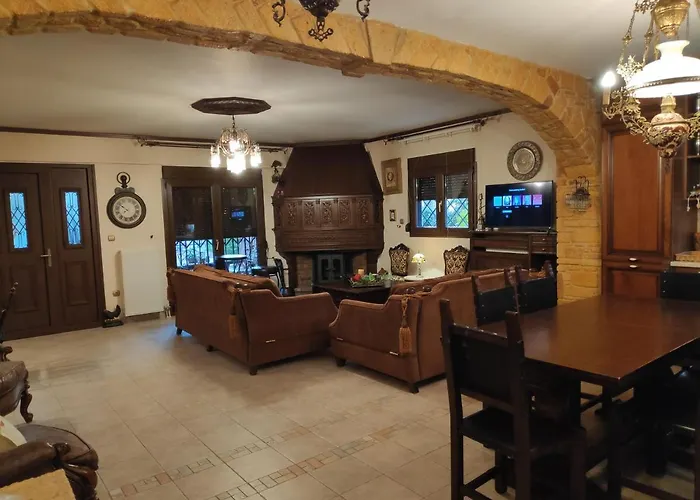 British Wood 'n Stone House شقة *