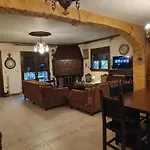 British Wood 'n Stone House Lejlighed *