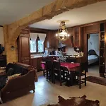 Lejlighed British Wood 'n Stone House *