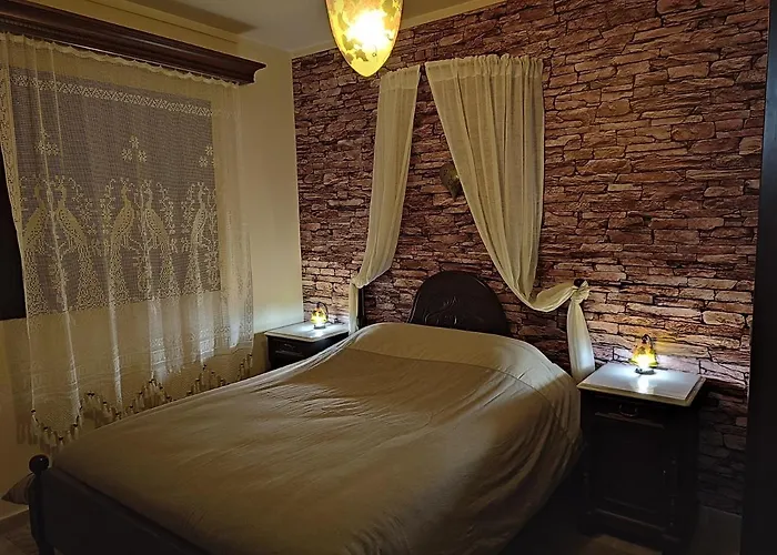 British Wood 'n Stone House Apartament *